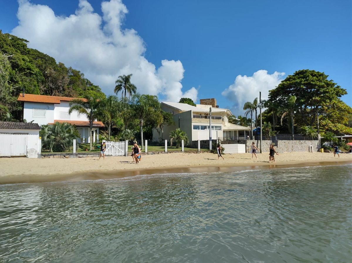 Casa Residencial costeira Costeira Governador Celso Ramos Santa-Catarina